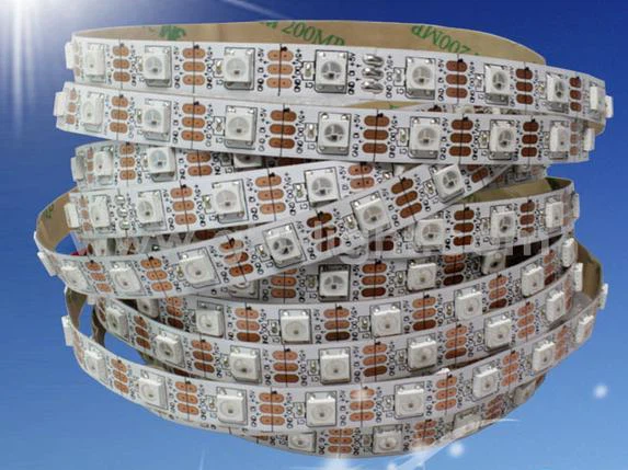 Магиц Фулл Цолор РГБ ЛЕД трака адресабилна ВС2812Б Уграђена-ИЦ ДЦ5В 5050 60лед 144 леда