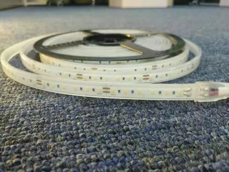 Мадеинцхина 2017 Најновија чврста силиконска ИП68 антикорозиона 2835 ЛЕД трака